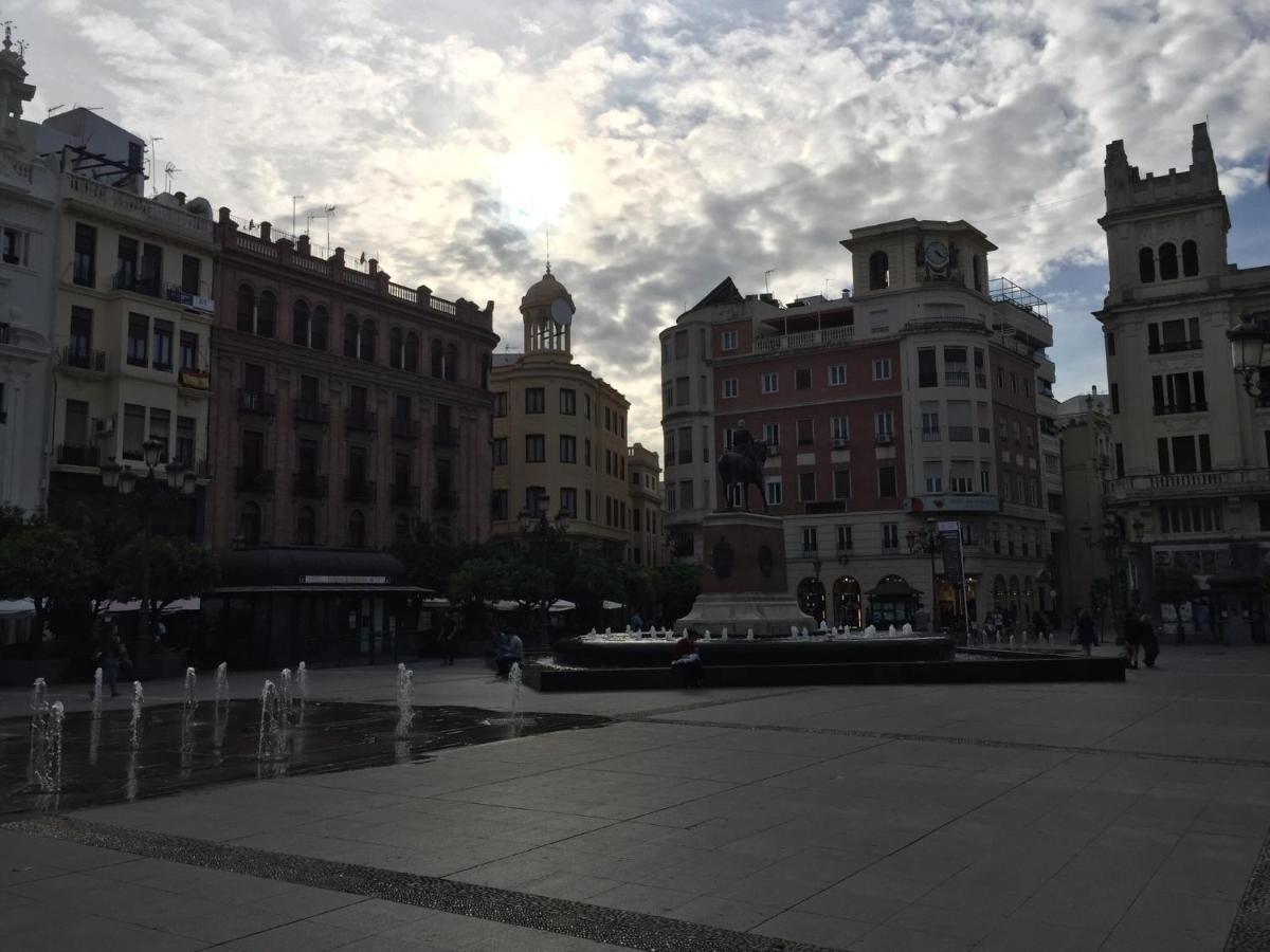 Apartamento Plaza De La Corredera Cordoue Extérieur photo