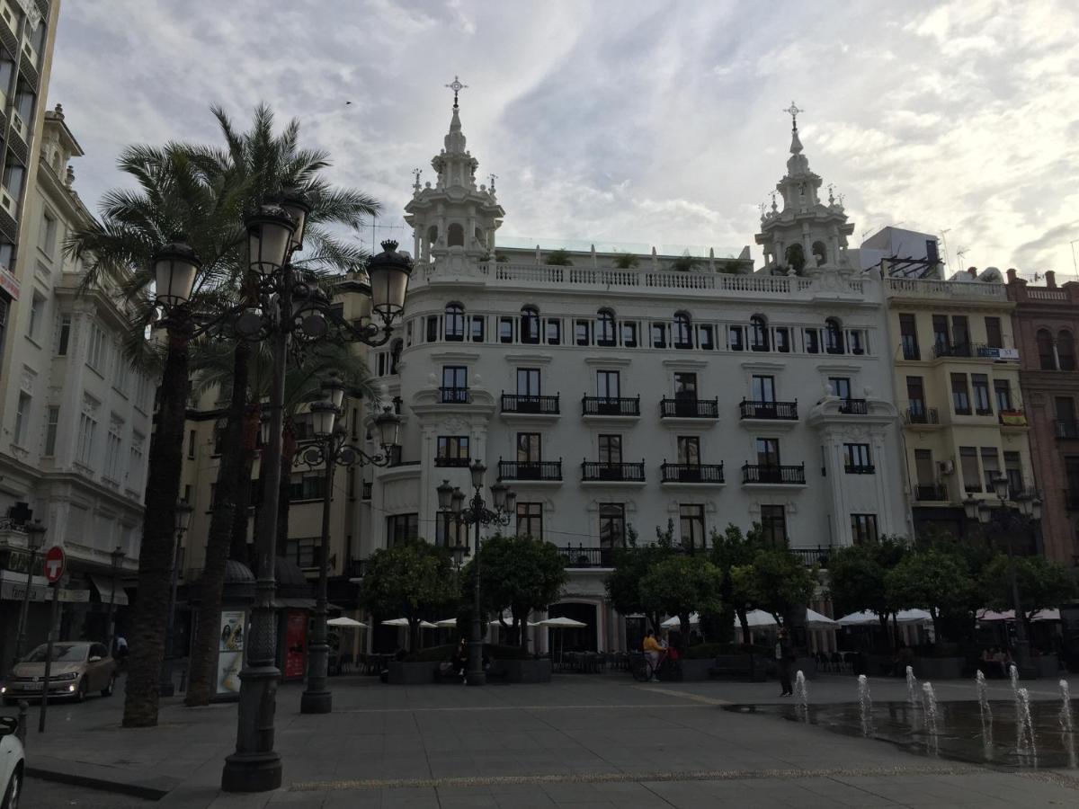 Apartamento Plaza De La Corredera Cordoue Extérieur photo